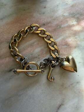 Vintage Juicy Couture Gold Tone Chunky Curb Chain Bracelet with Puffy Heart and